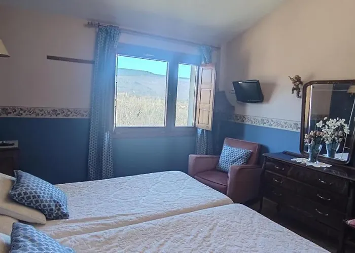 Rural 4 Estrellas Remanso Del Río Razón Hotel 4*