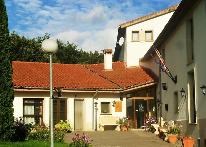 Rural 4 Estrellas Remanso Del Río Razón Hotel 4*